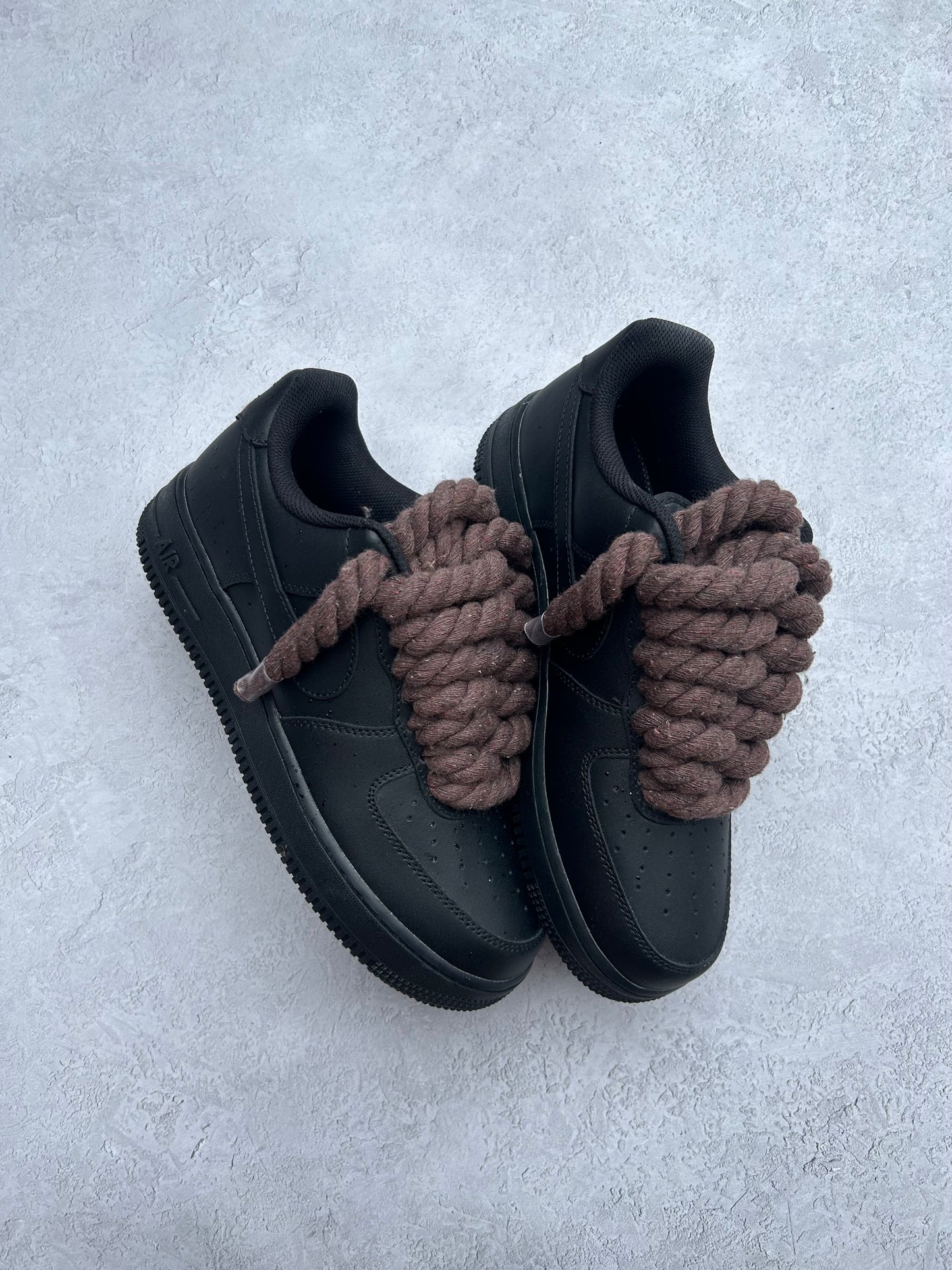 "dark oak brown" black rope lace
