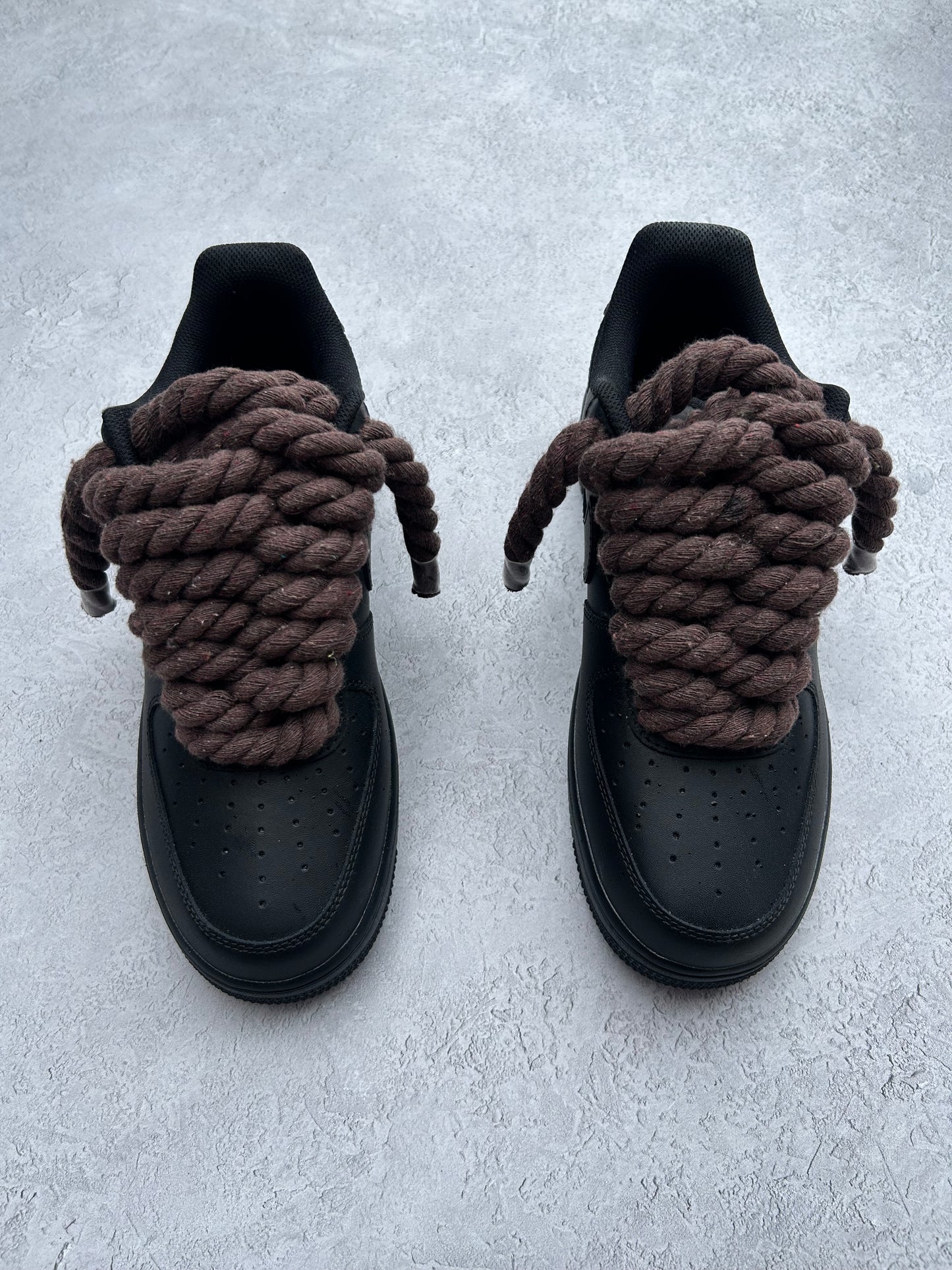"dark oak brown" black rope lace