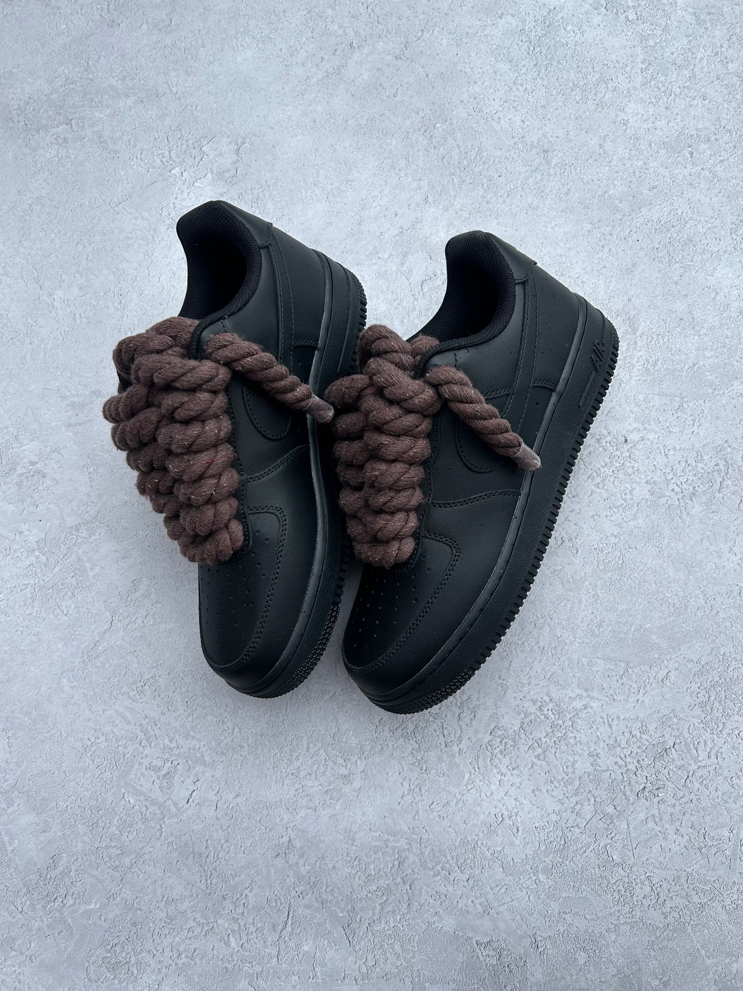 "dark oak brown" black rope lace