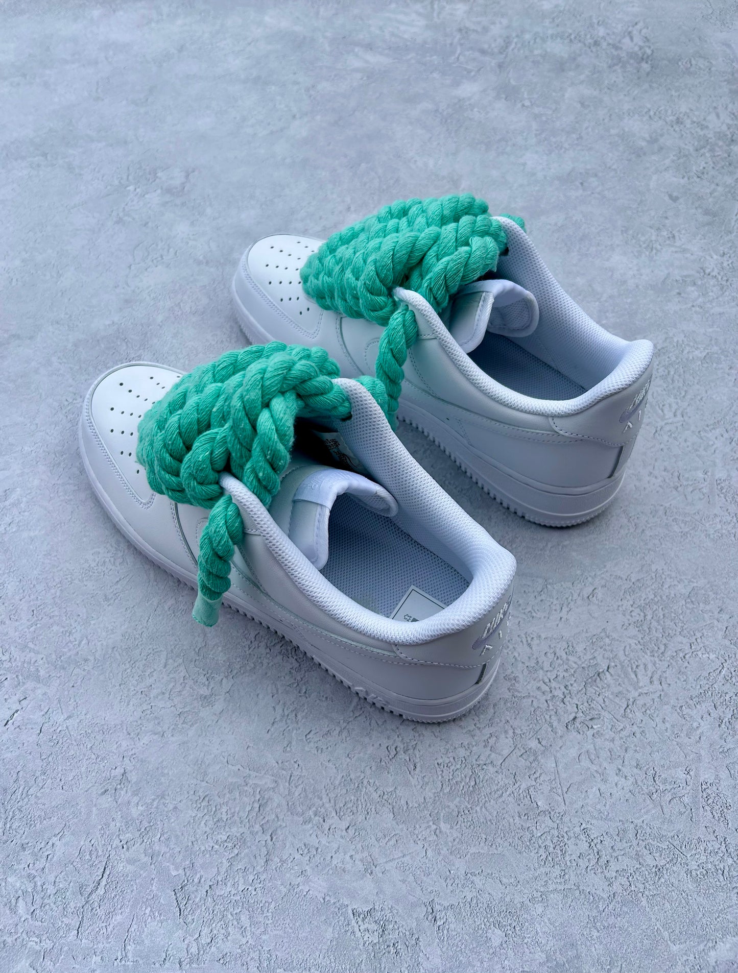 "tiffany whites" rope lace