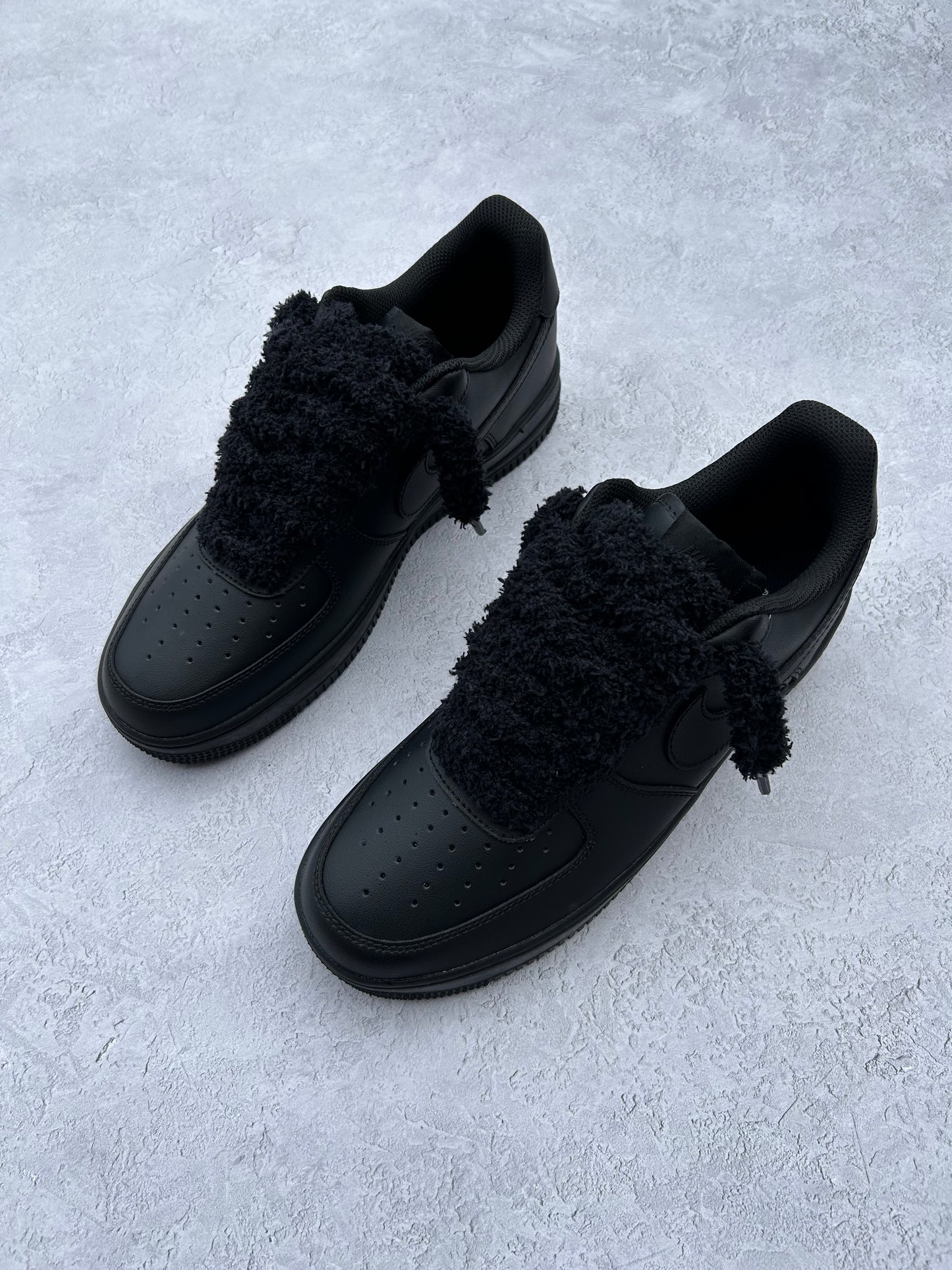 "soft fur" thick lace black